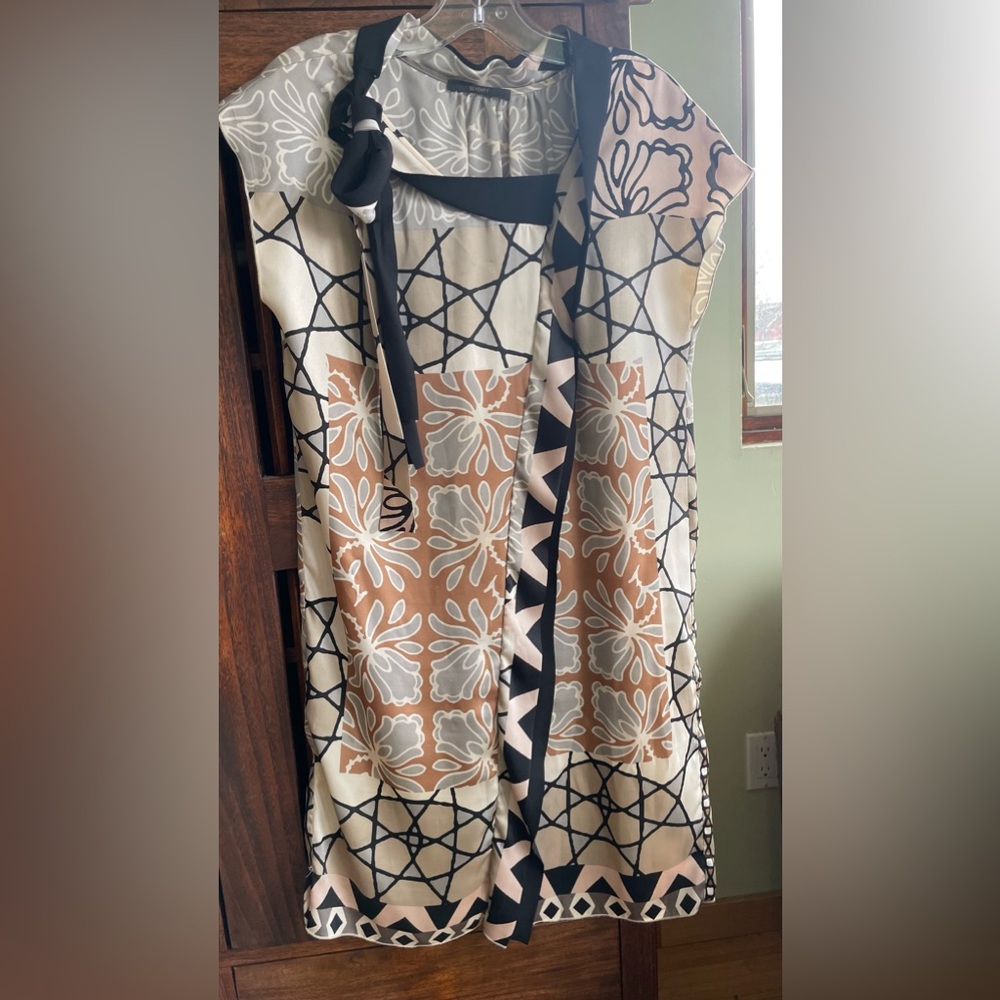 Seventy women’s abstract dress